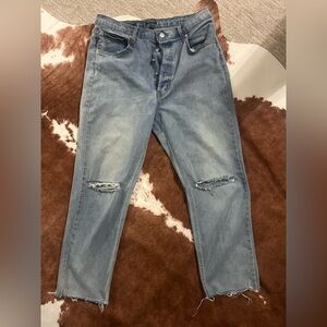 Men's Relaxed Fit Distressed Jeans in Light Blue